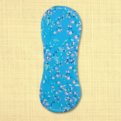 Slipeinlage ohne Flügel - Motiv: Blaue Blumen